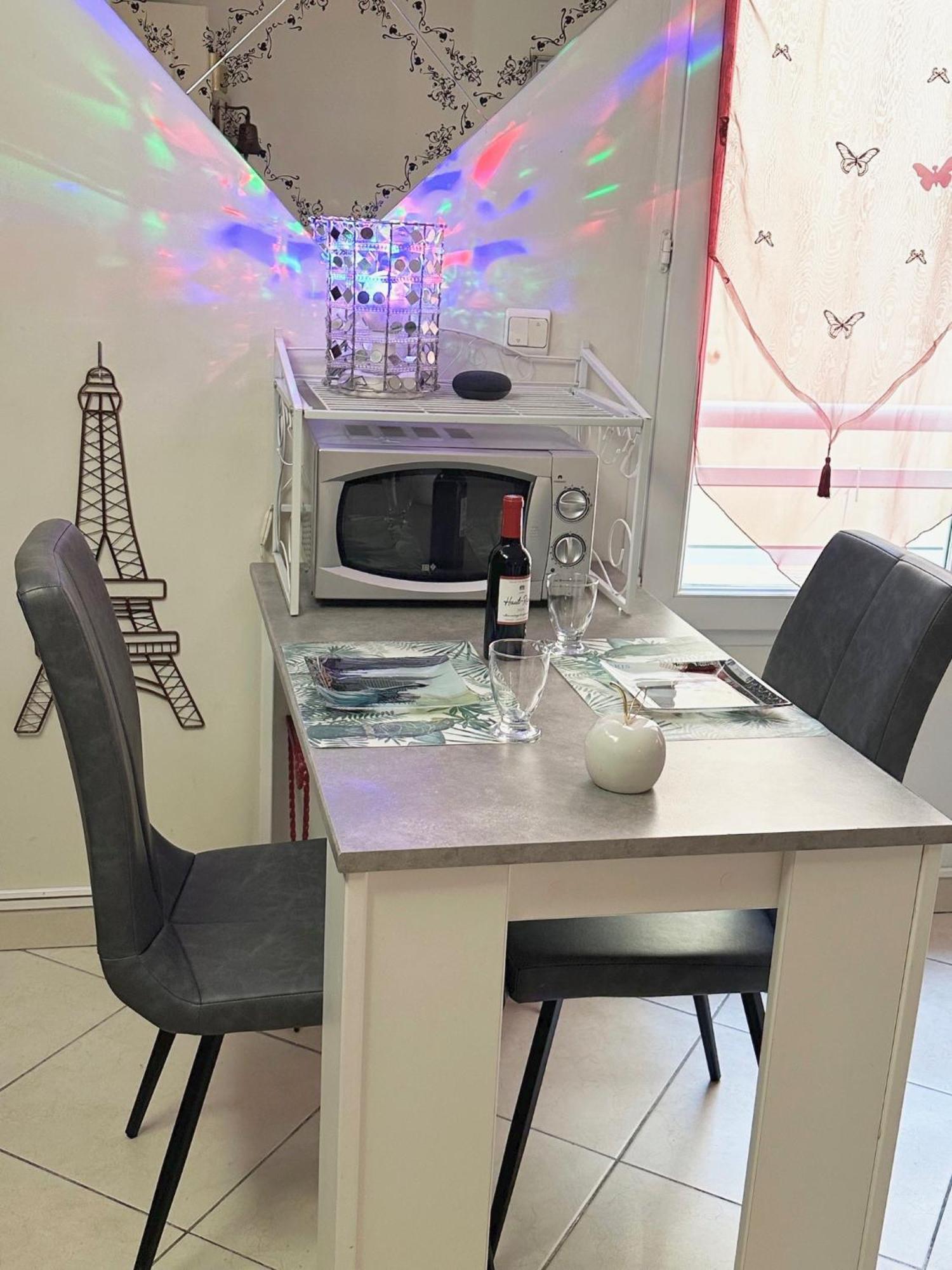 Studio Cannes Centre 5 Minutes De La Mer الغرفة الصورة